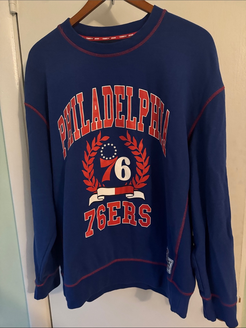 Tommy Hilfiger Blue Crewneck Sweatshirt with Red & White 76ers Graphics